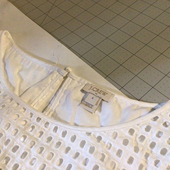 J. CREW around Neck White Eyelet Cap Sleeve Fit & Flare Dress size 4 - Picture 11 of 12